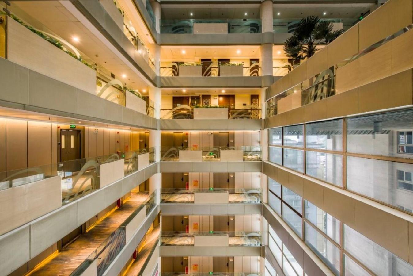Mehood Lestie International Hotel Linhexi Guangzhou East Railway Branch - Free Shuttle Bus To Canton Fair Complex During Canton Fair Period & Free Afternoon Tea & Free Midnight Snack & Free Vpn Internet Access Bagian luar foto