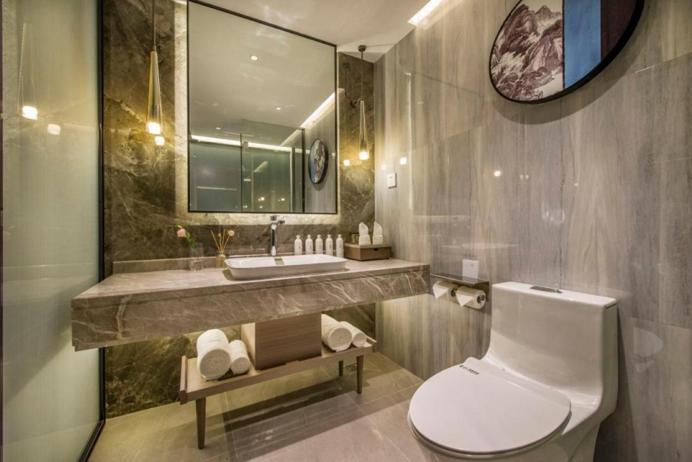 Mehood Lestie International Hotel Linhexi Guangzhou East Railway Branch - Free Shuttle Bus To Canton Fair Complex During Canton Fair Period & Free Afternoon Tea & Free Midnight Snack & Free Vpn Internet Access Bagian luar foto