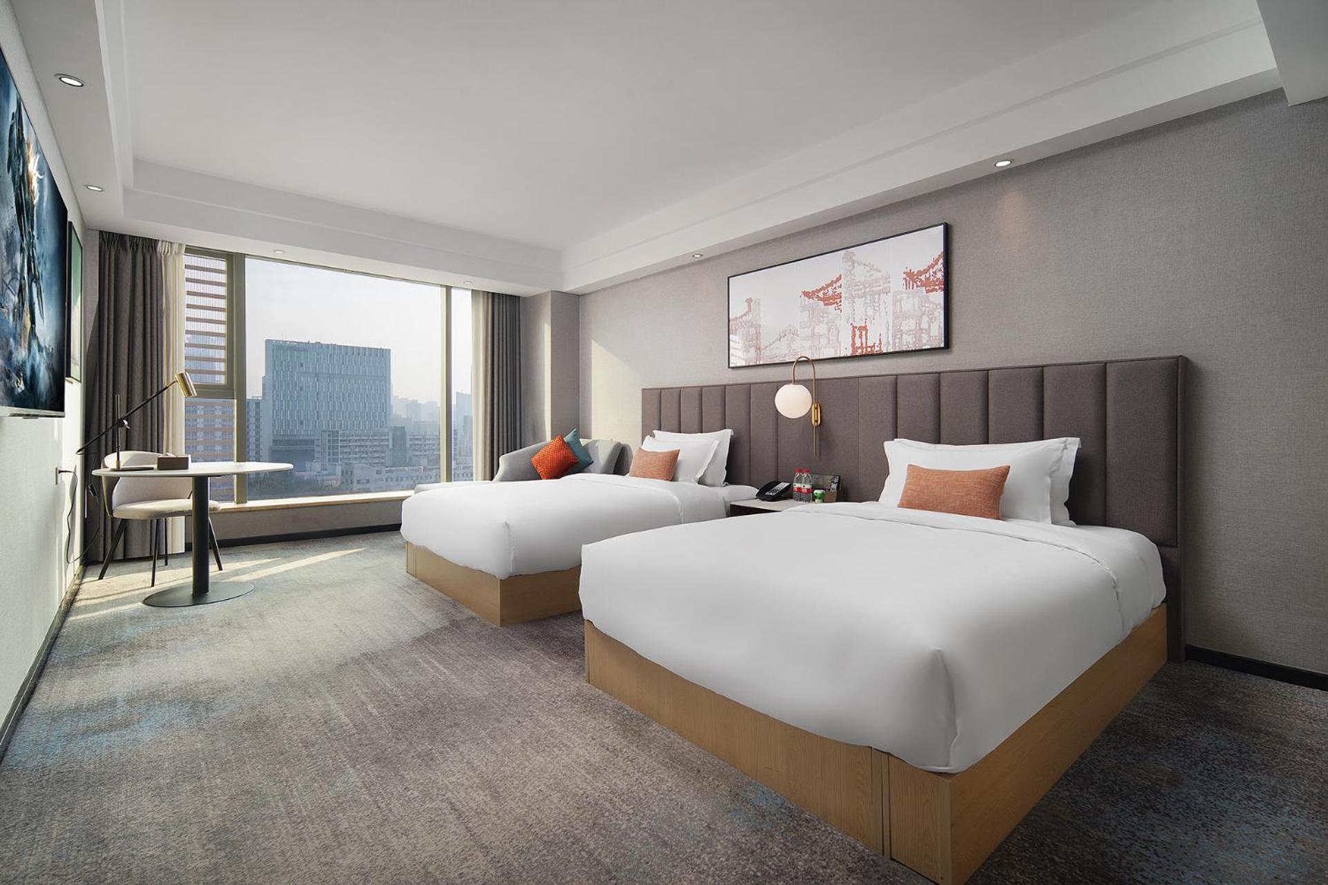 Mehood Lestie International Hotel Linhexi Guangzhou East Railway Branch - Free Shuttle Bus To Canton Fair Complex During Canton Fair Period & Free Afternoon Tea & Free Midnight Snack & Free Vpn Internet Access Bagian luar foto