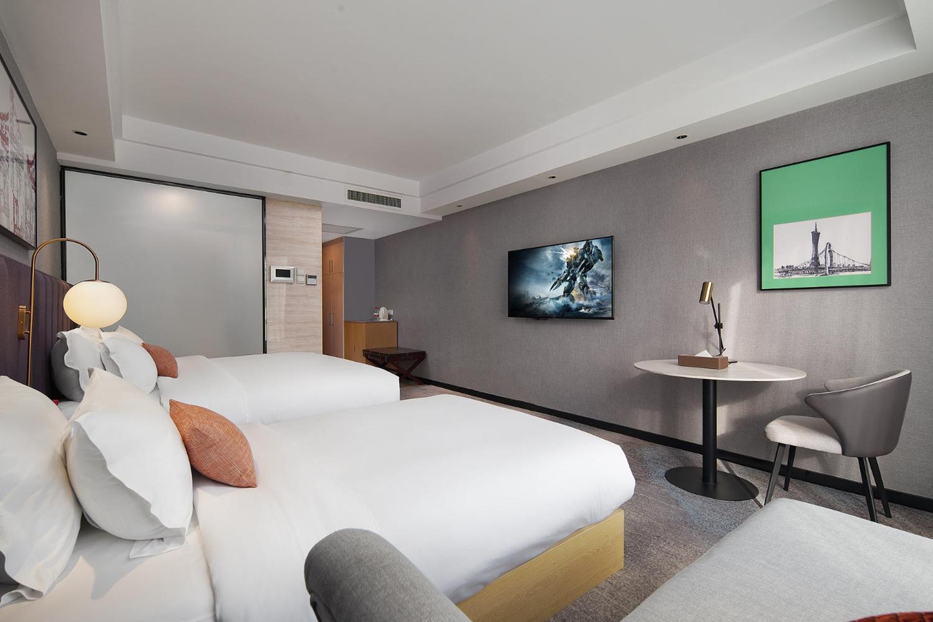 Mehood Lestie International Hotel Linhexi Guangzhou East Railway Branch - Free Shuttle Bus To Canton Fair Complex During Canton Fair Period & Free Afternoon Tea & Free Midnight Snack & Free Vpn Internet Access Bagian luar foto