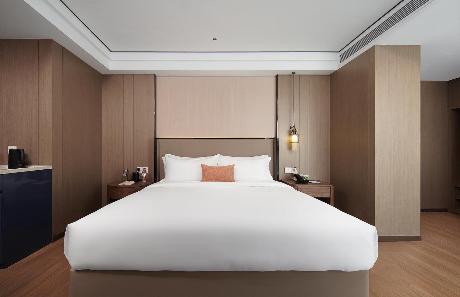 Mehood Lestie International Hotel Linhexi Guangzhou East Railway Branch - Free Shuttle Bus To Canton Fair Complex During Canton Fair Period & Free Afternoon Tea & Free Midnight Snack & Free Vpn Internet Access Bagian luar foto