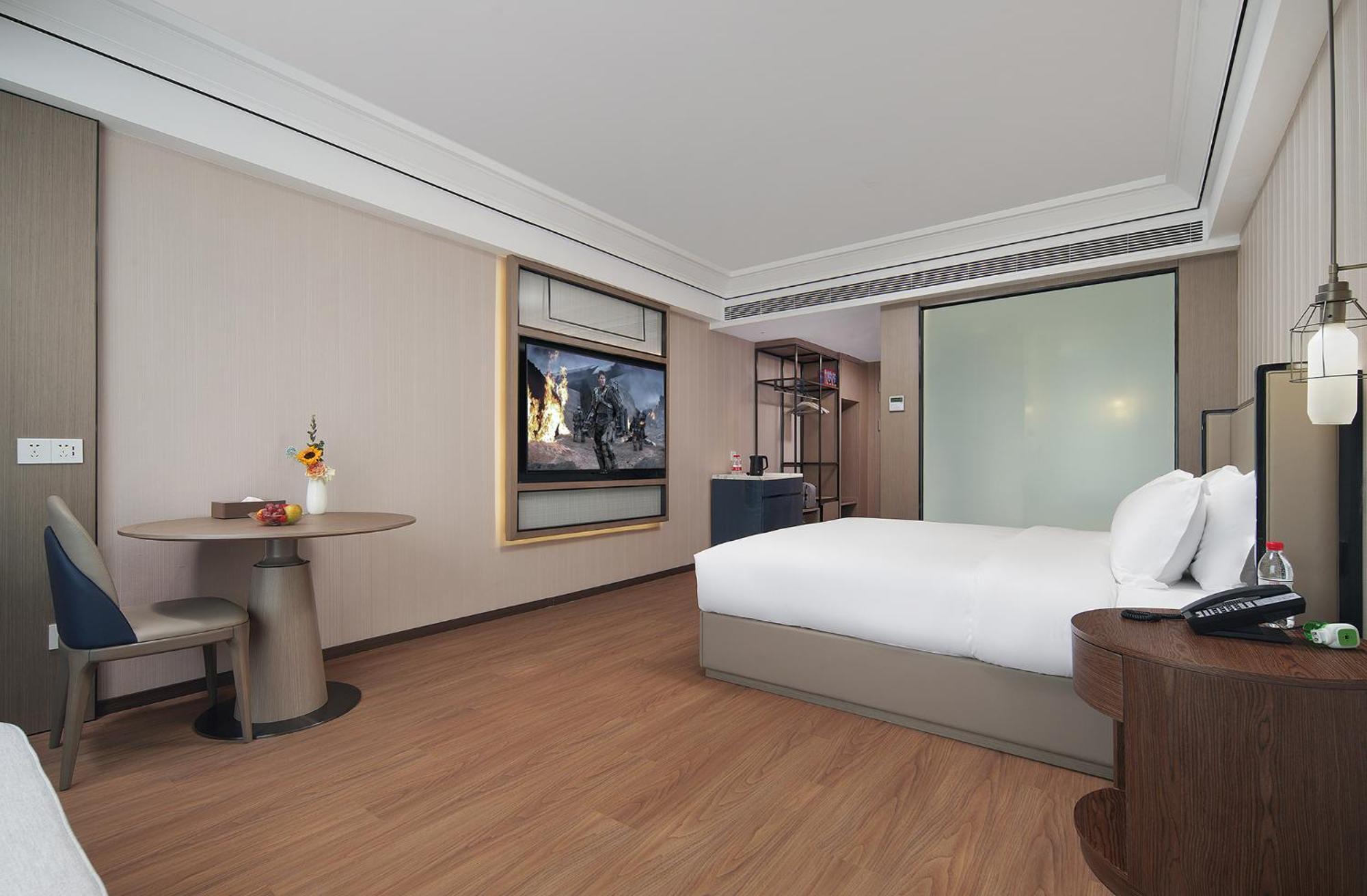 Mehood Lestie International Hotel Linhexi Guangzhou East Railway Branch - Free Shuttle Bus To Canton Fair Complex During Canton Fair Period & Free Afternoon Tea & Free Midnight Snack & Free Vpn Internet Access Bagian luar foto