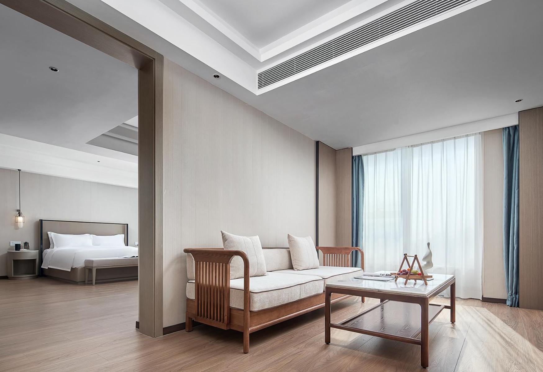 Mehood Lestie International Hotel Linhexi Guangzhou East Railway Branch - Free Shuttle Bus To Canton Fair Complex During Canton Fair Period & Free Afternoon Tea & Free Midnight Snack & Free Vpn Internet Access Bagian luar foto